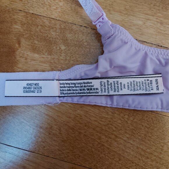 Victoria’s Secret lightly lined - Lilac - Picture 2 of 2